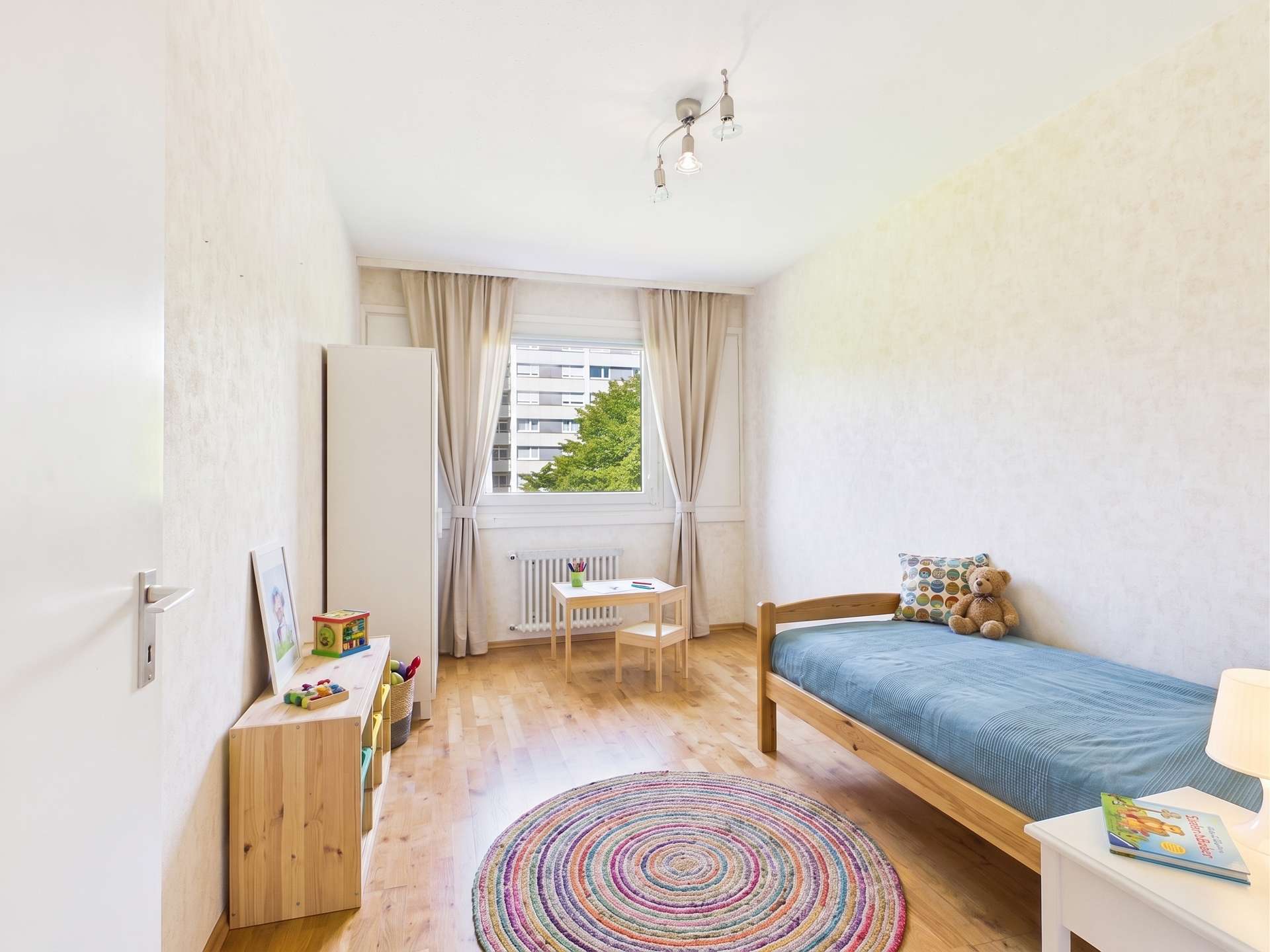 5280179-gmWMFFV5oKUKUPkzqphhw6hh-f12eee74-kinderzimmer-kinderzimmer-staging-in-ettlingen-ettlingen